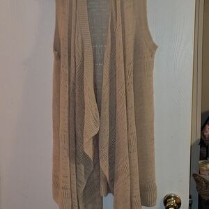Knox Rose Open-Front Sleeveless Knit Cardigan in Tan